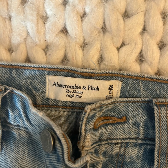 Skinny high rise jeans - Picture 3 of 3